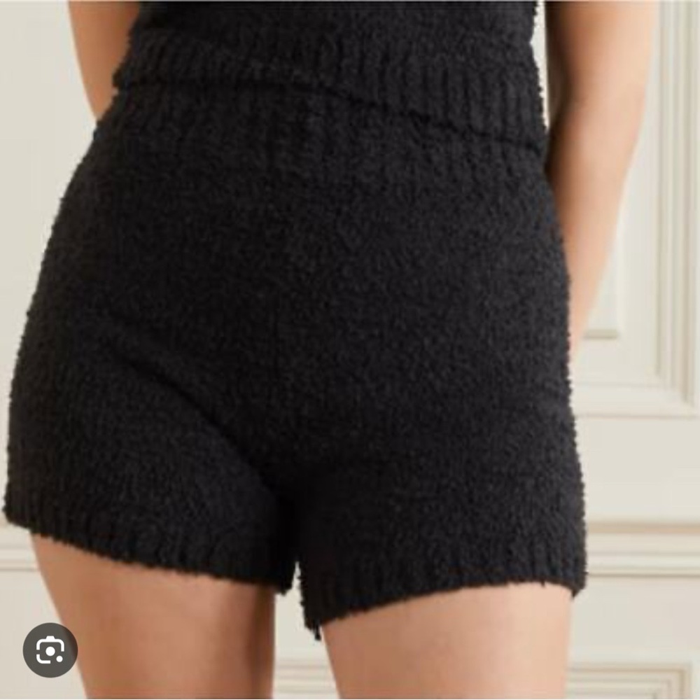 Skims Cozy Knit Shorts in Onyx - S/M